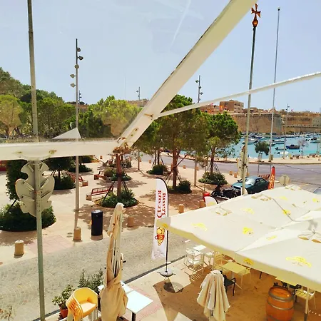 Apartament Seafront 1 Bedroom Maisonette